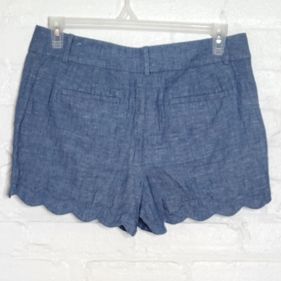 Ann Taylor LOFT "The Riviera" Scalloped Shorts - Picture 3 of 3